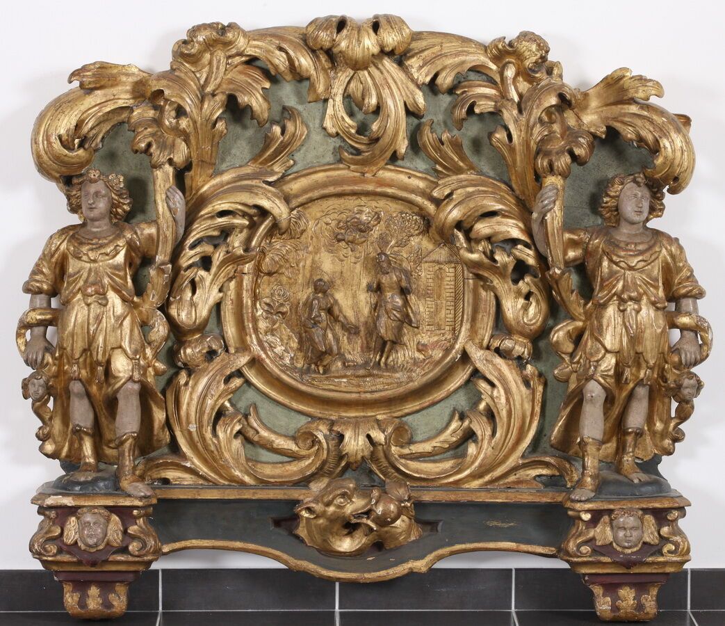 Null Importante FRONTONE barocco 

Italia, inizio del 18° secolo

in legno modan&hellip;
