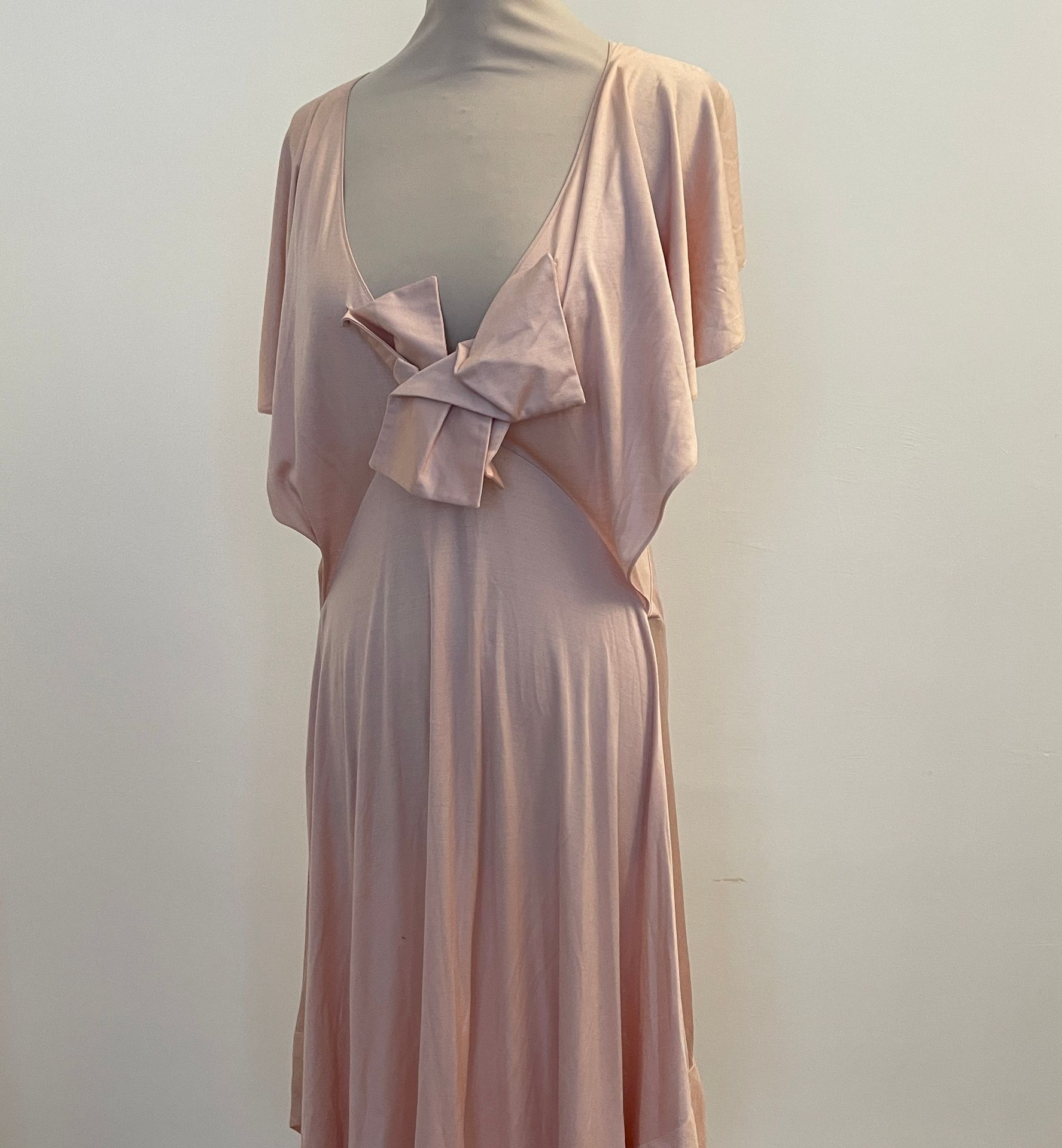 Null SONIA RYKIEL 

Loose and supple dress in pale pink cotton.

T. 36/38 approx&hellip;