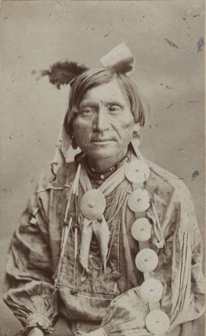 Null Unidentified photographer. Portrait of an American Indian, circa 1890. Vint&hellip;