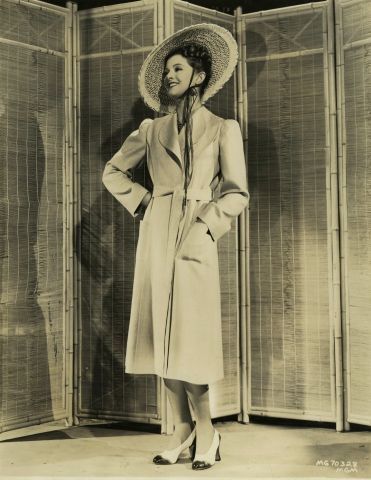 Null 不明身份的摄影师。美国电影，约1935-1940年，12张照片。复古银版画，16.8 x 18厘米至22.9 x 18.9厘米。电影：Compagno&hellip;