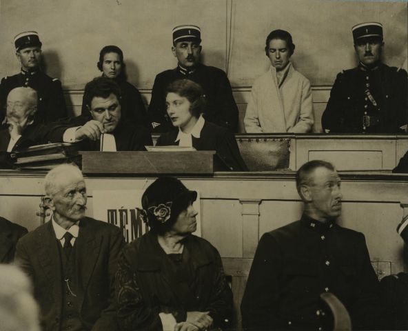 Null Fotografo non identificato. Le sorelle Papin, assassine, 1933. Stampa vinta&hellip;