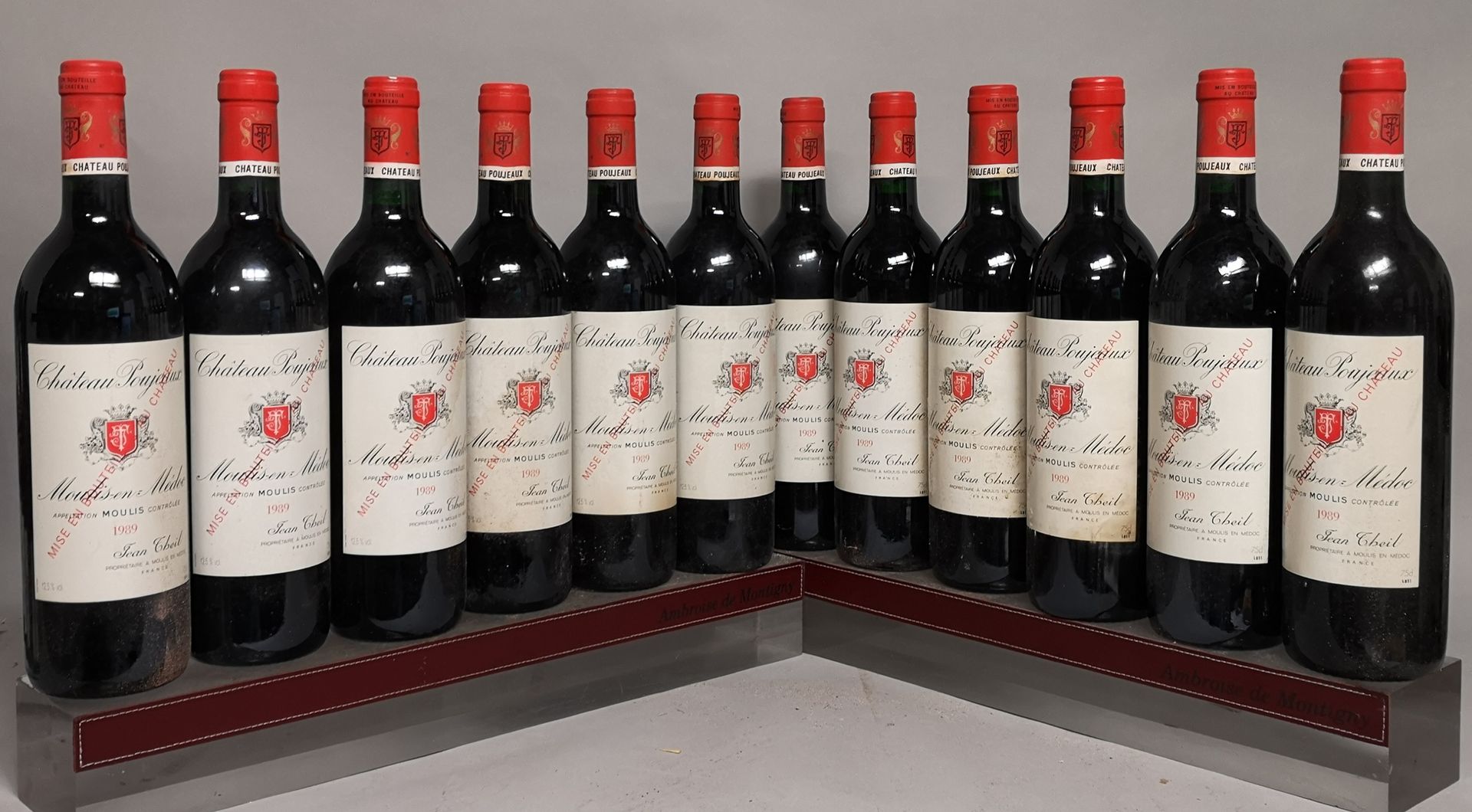 Null 12 bouteilles Château POUJEAUX - Moulis 1989

Etiquettes légèrement tachées&hellip;