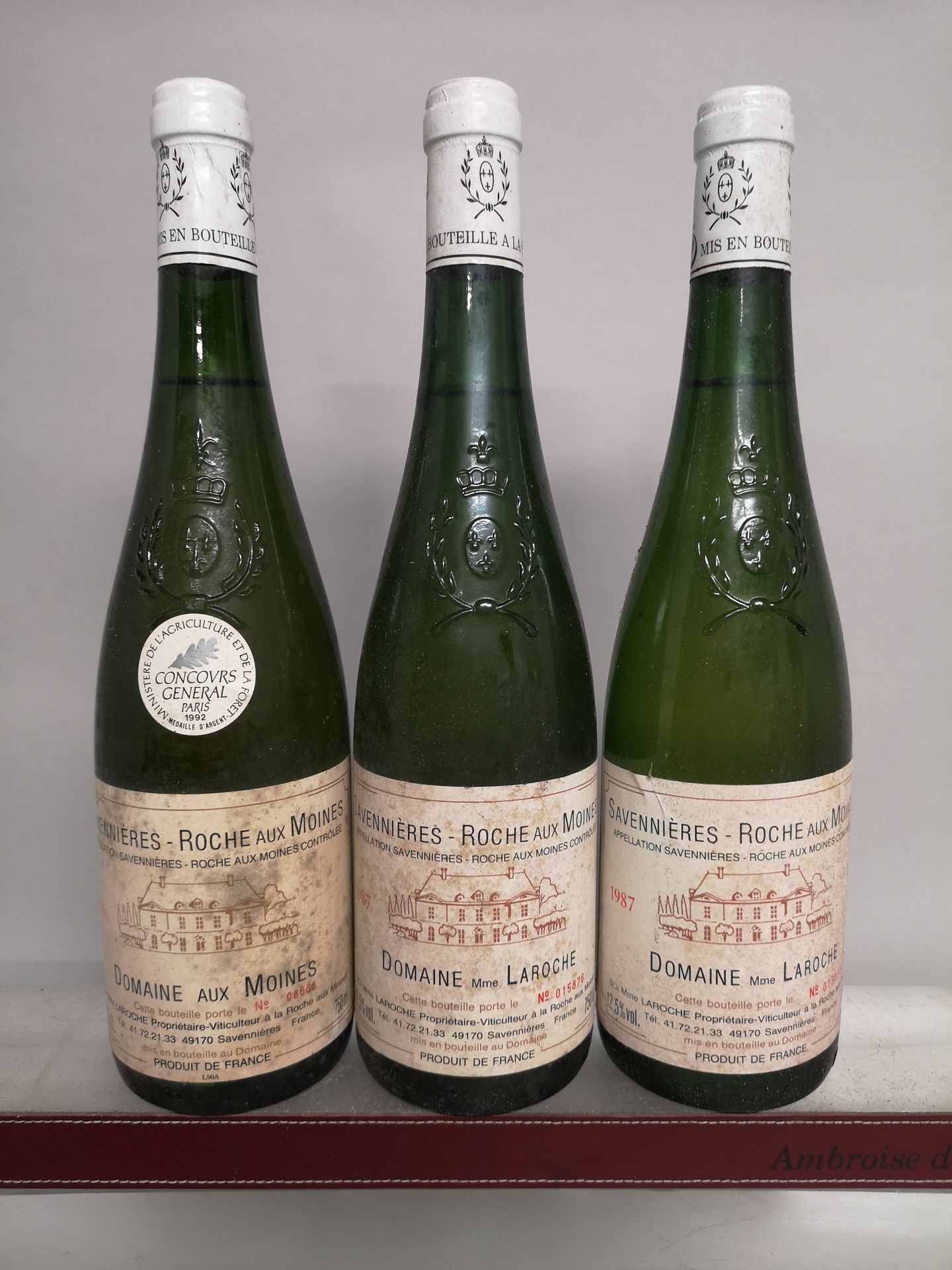 Null 3 bouteilles SAVENNIERES - ROCHE aux MOINES - Domaine LAROCHE 

1 de 1990 e&hellip;