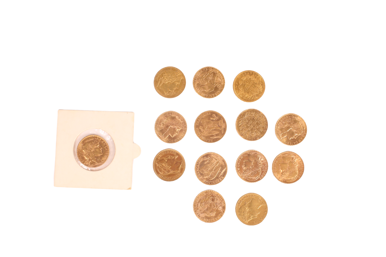 Null Catorce monedas de oro de 20 francos