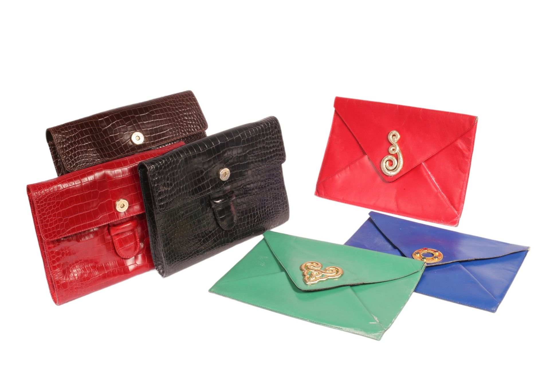 Null * Set of 6 leather pouches

3 pouches LA BAGAGERIE by JEAN MARLAIX

3 pocke&hellip;