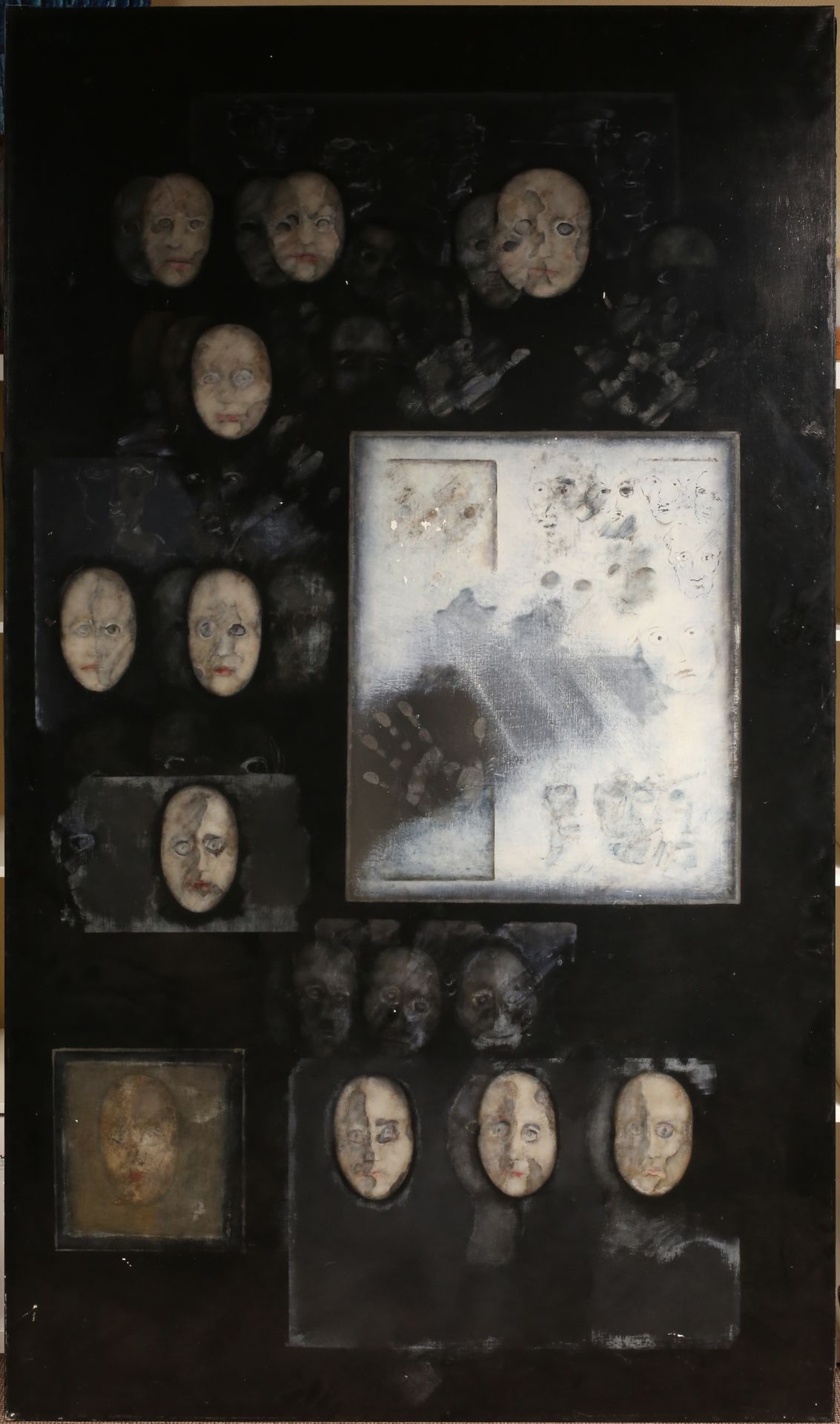 Null 保罗-拉姆比(1919-2020)
面具和印刷品
布面油画，背面有签名，标题和日期1983年
194 x 114 cm
损坏和丢失的部件