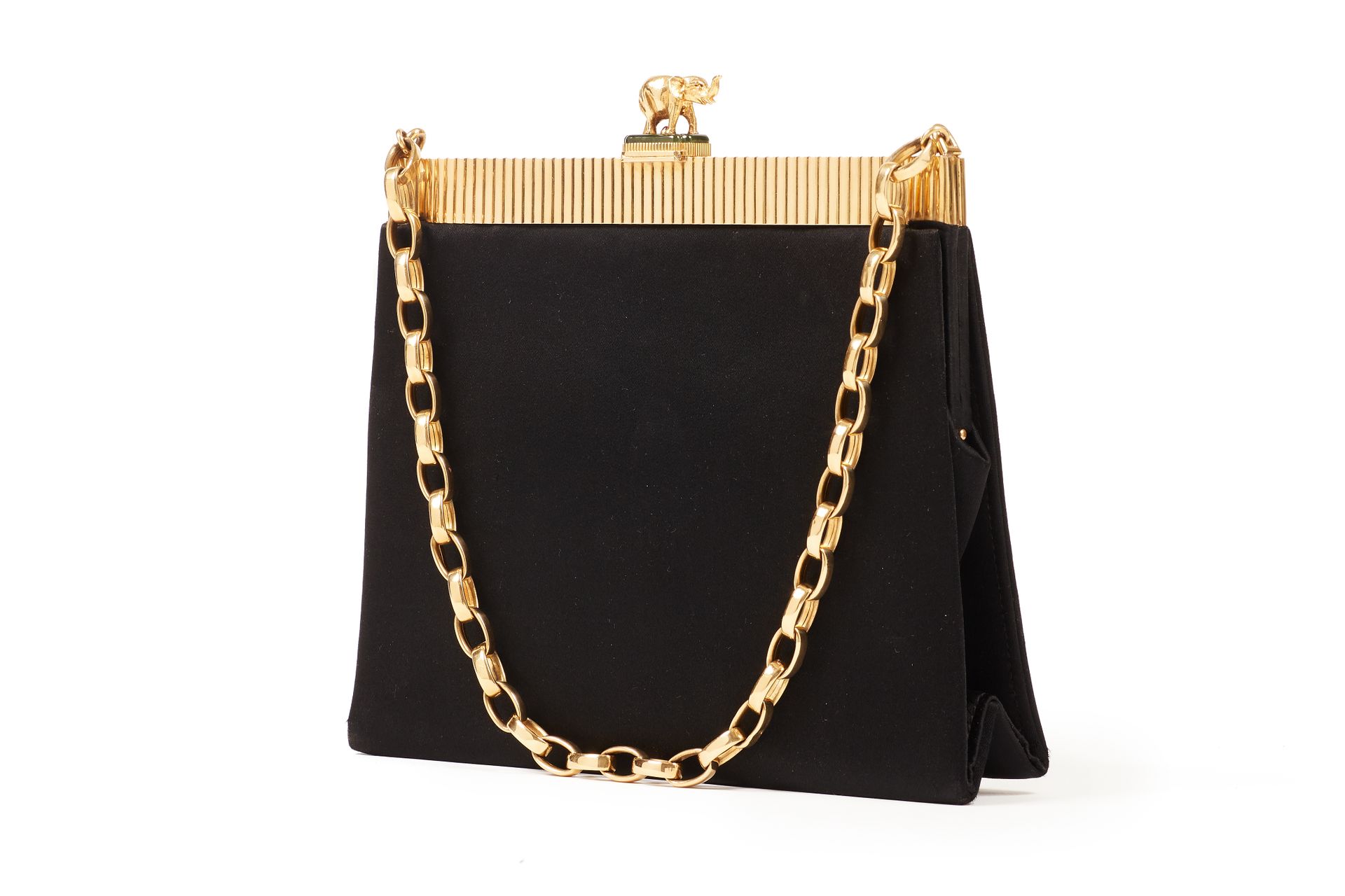 Null * Evening bag with chain and setting in 18K yellow gold 750/000, the clasp &hellip;