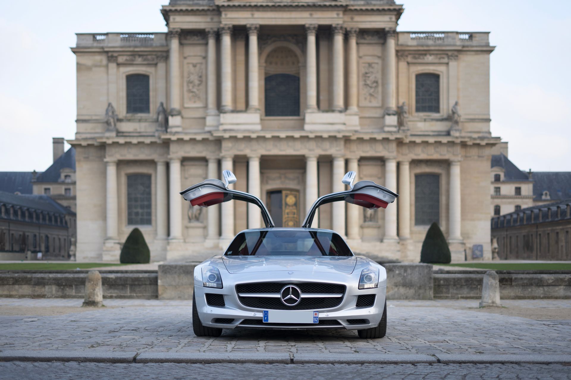 Null VP MERCEDES AMG SLS AMG CI de couleur argent 
Carburant : ES 
Puissance Adm&hellip;