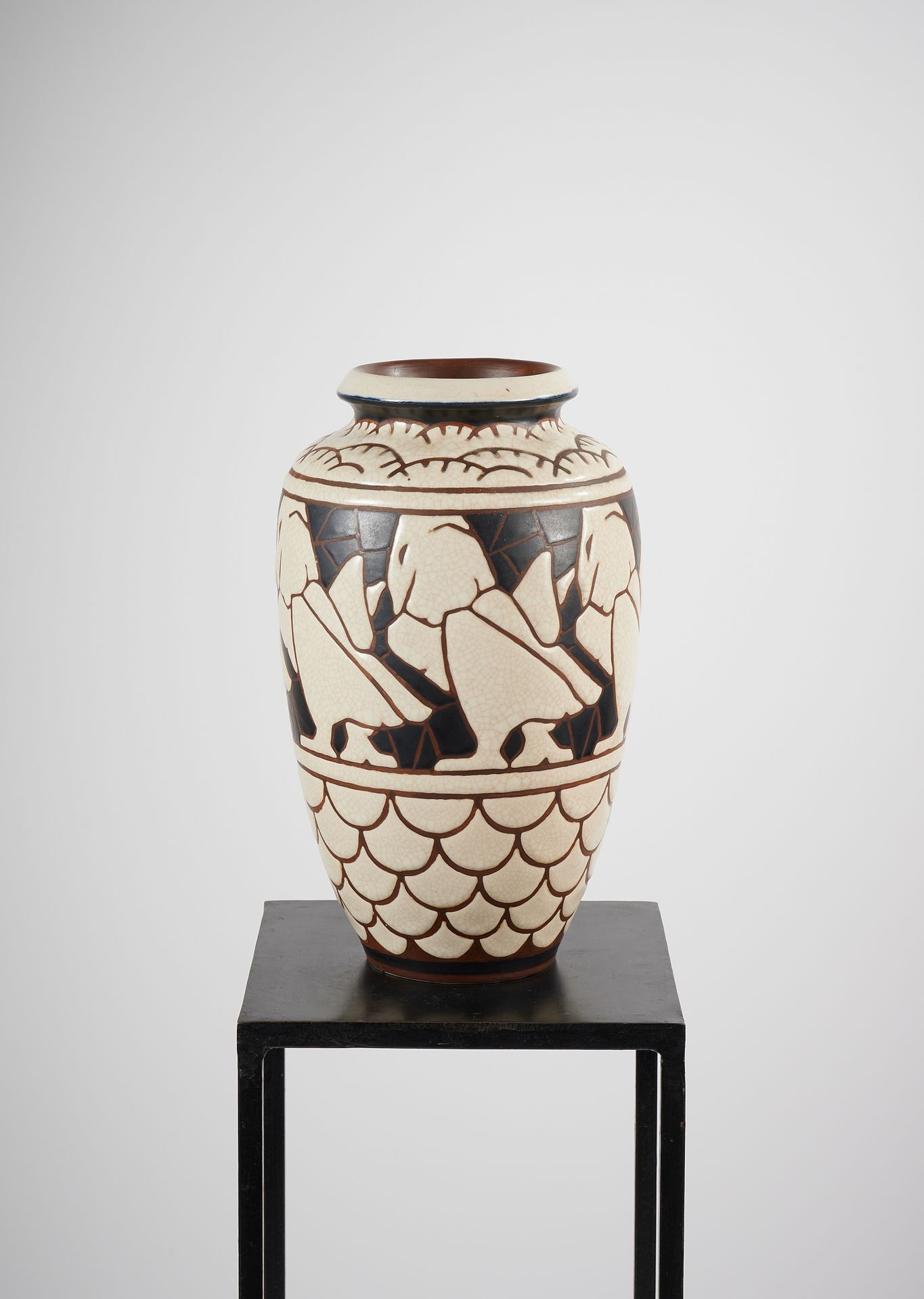Null Charles CATTEAU (1880-1956) BOCH FRERES - KERAMIS LA LOUVIERE 
	珐琅彩炻器花瓶，有肩的&hellip;