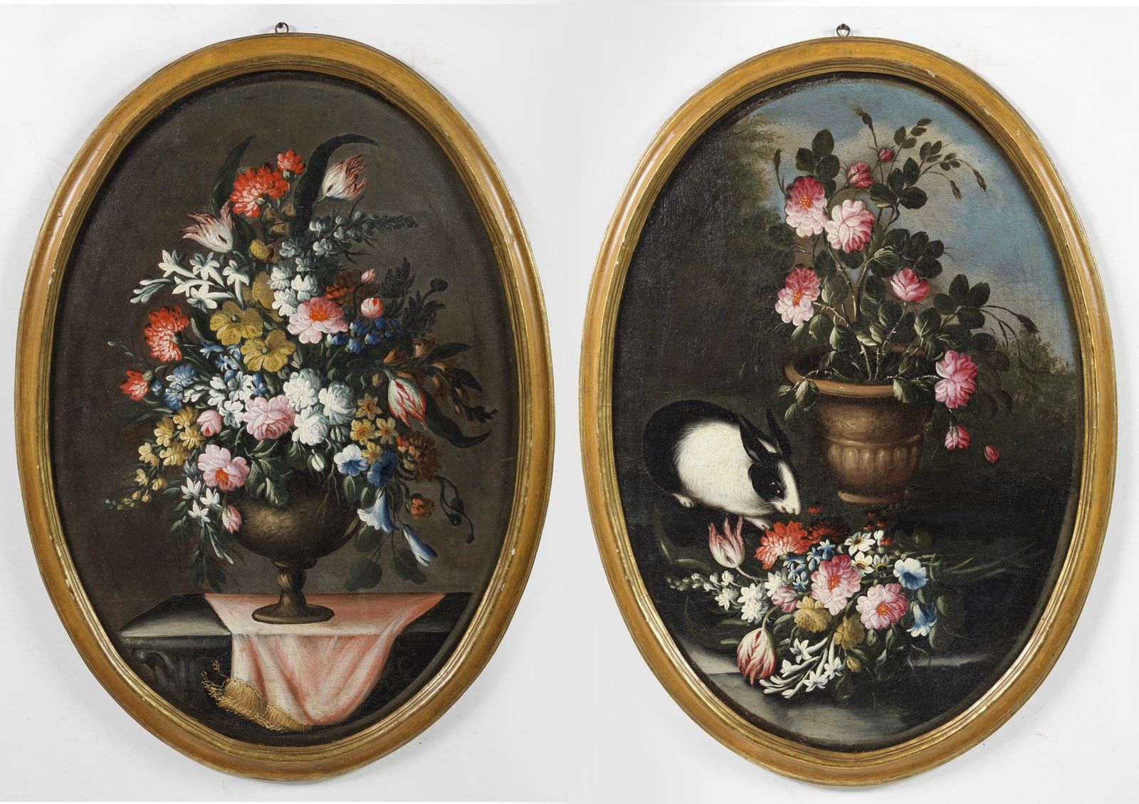 ARTISTA EMILIANO DEL XVIII SECOLO Pair of still life of flowers. 18世纪埃米利安艺术家 花卉静&hellip;