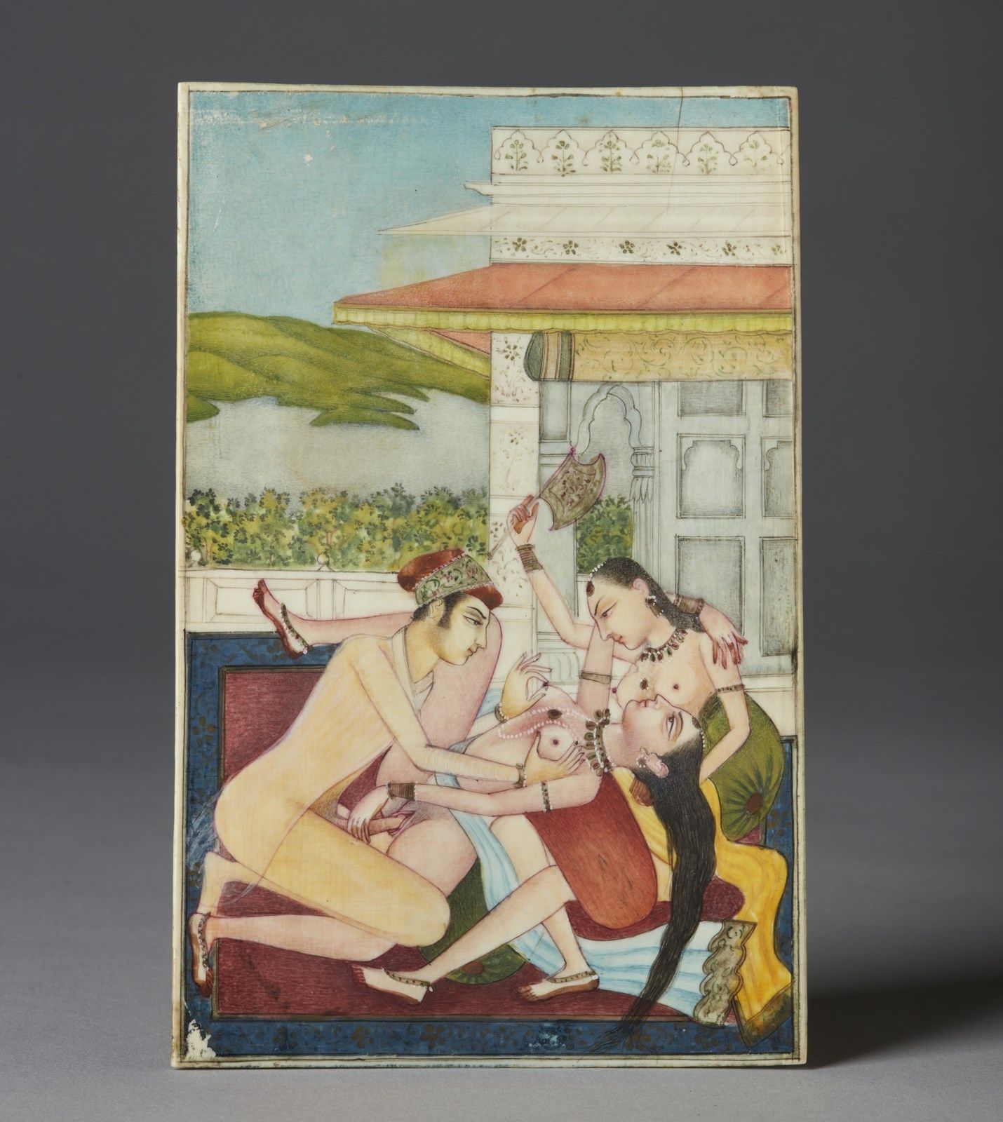 Arte Indiana An erotic miniature on ivory India, late 19th century . Indische Ku&hellip;