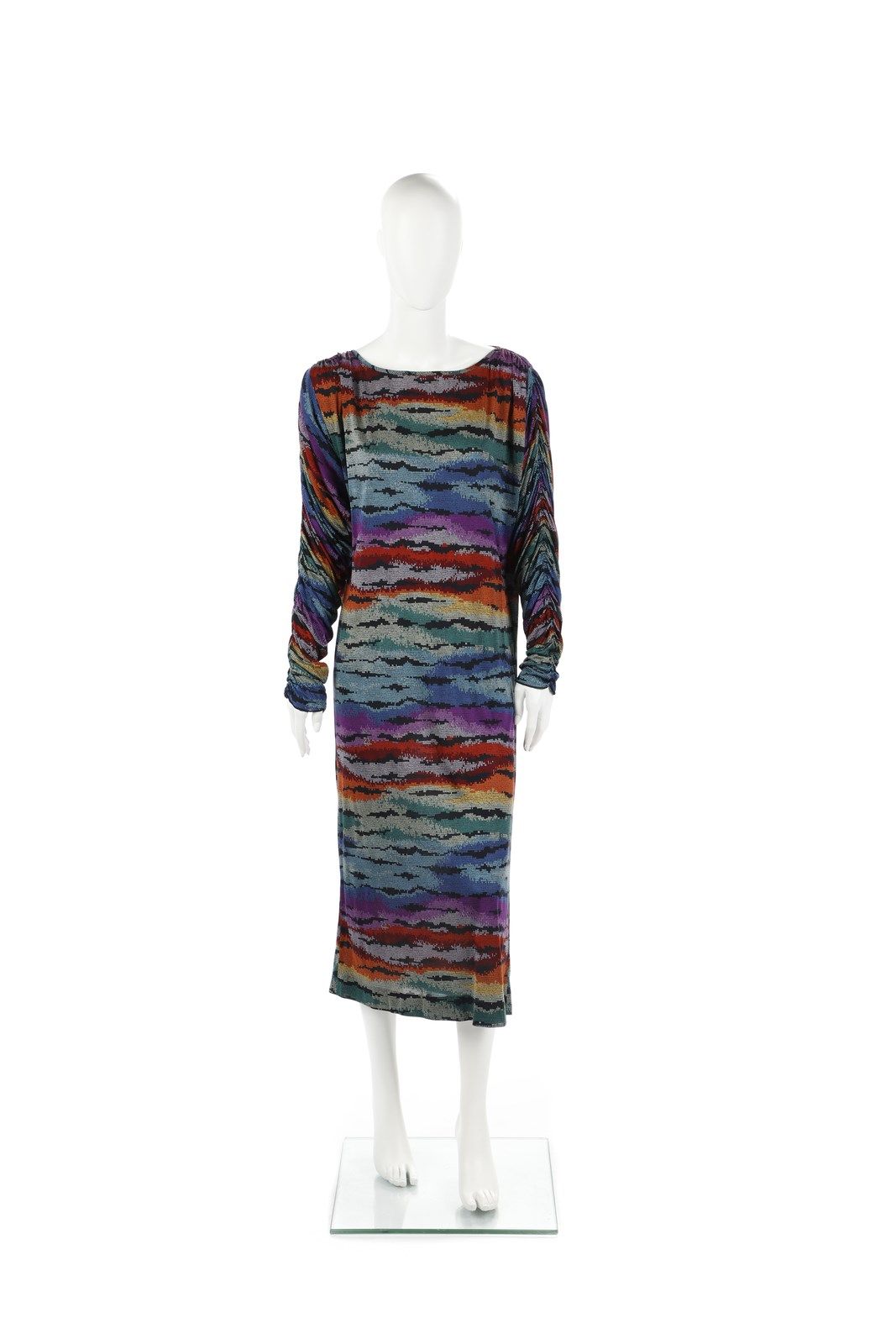 MISSONI Longuette dress in multicolored silk. Size 42/44 IT. 多色丝绸长裙。尺寸为42/44 IT。&hellip;