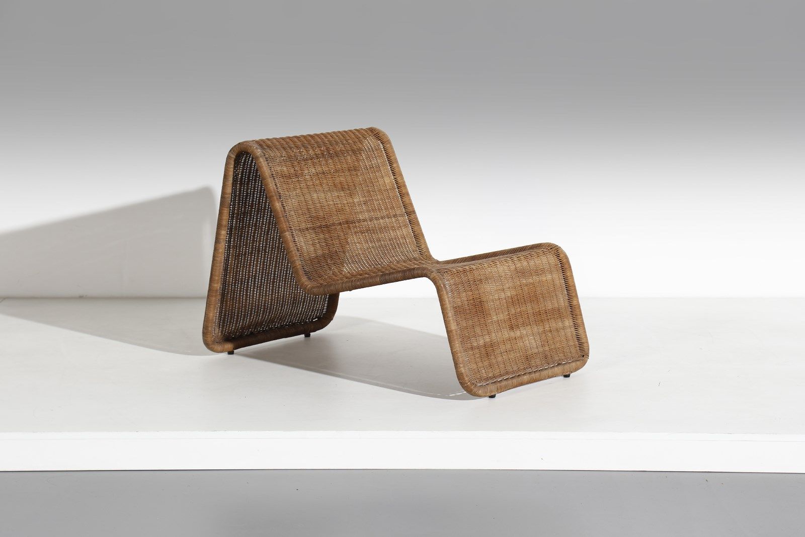AGNOLI TITO (1931 - 2012) P3 armchair for Pierantonio Bonacina. 1964. Wicker.. C&hellip;