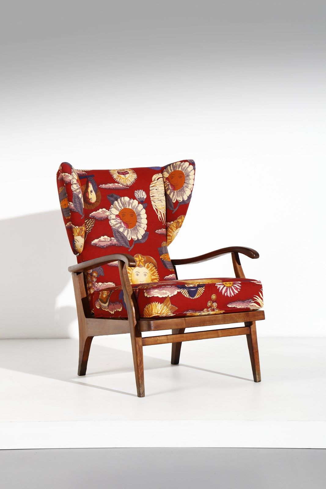 CAMEA Armchair. Wood and padded fabric.. Cm 70,00 x 90,00 x 80,00. 1950s.