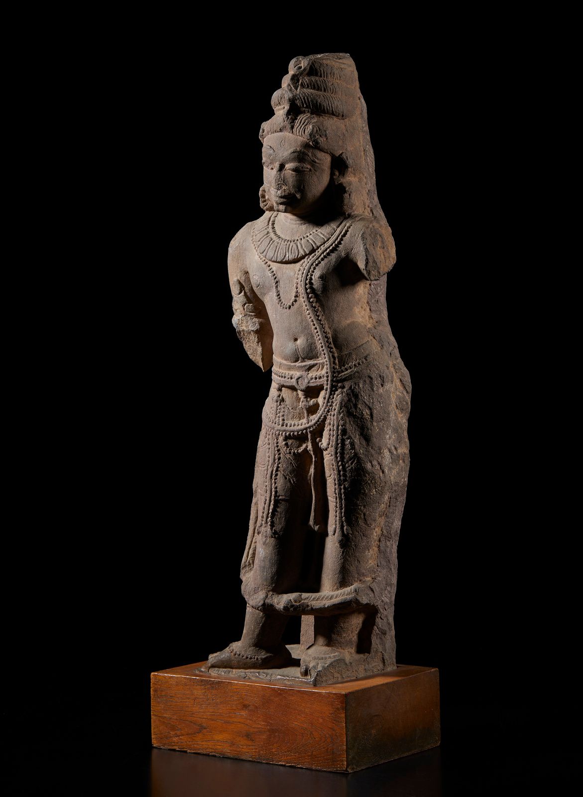 Indian Art A sandstone figure of standing Shiva Art indien. Figure en grès de Sh&hellip;
