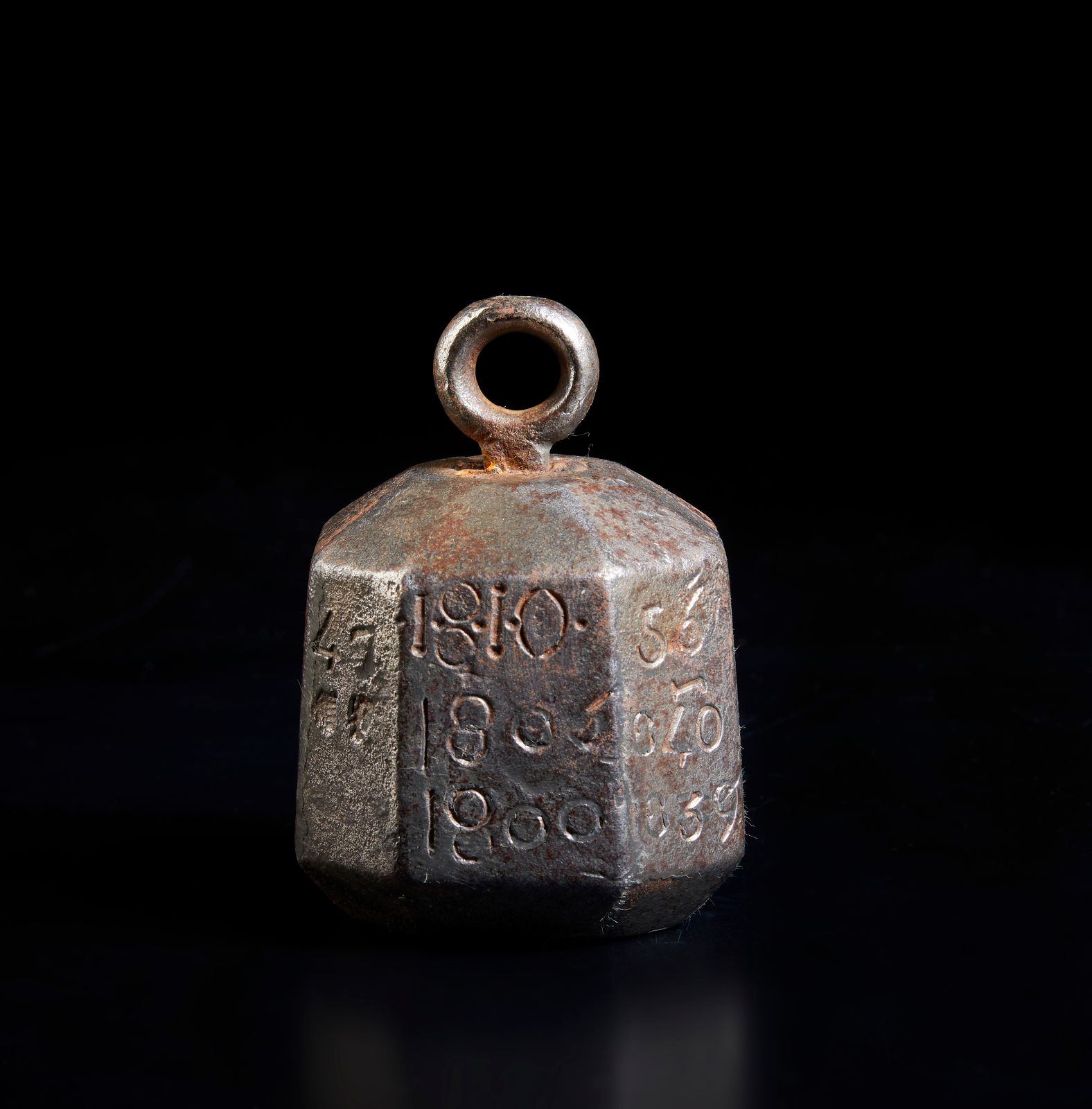 . Ancient balance weight ..古代天平重量 意大利，18世纪。厘米7,00 x 9,50。