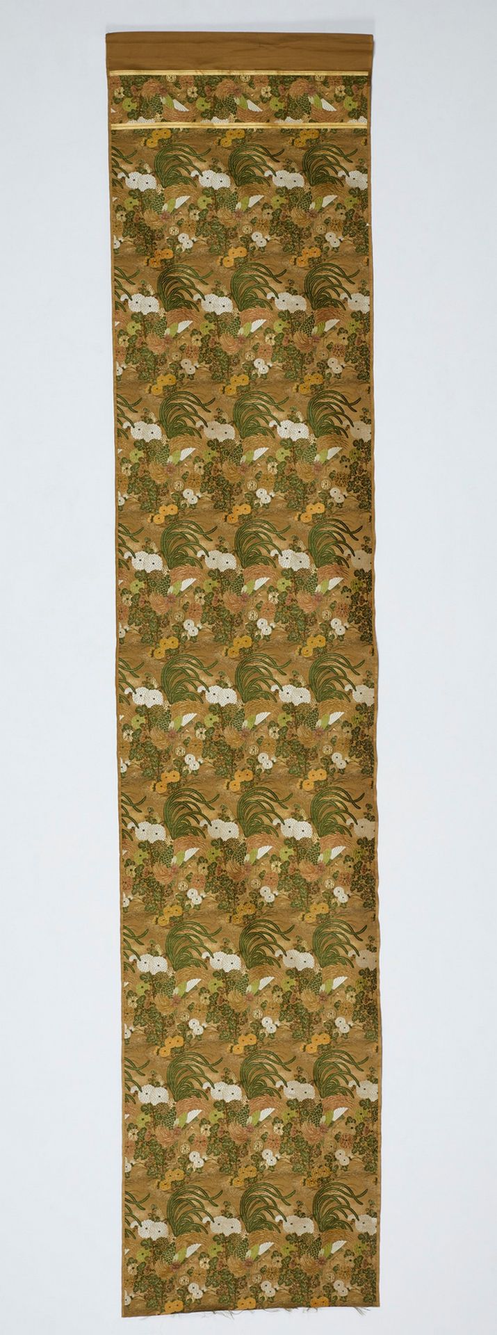 Japanese art A large piece of damascus silk depicting birds and flowers Japanisc&hellip;