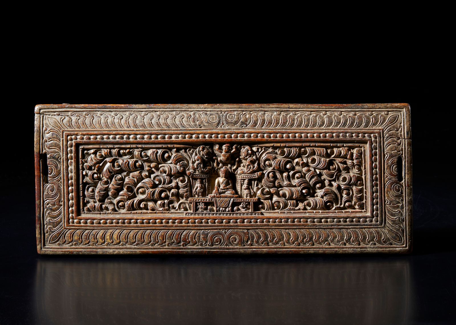 Himalayan Art A wooden book cover carved with the Medicine Buddha Arte del Himal&hellip;