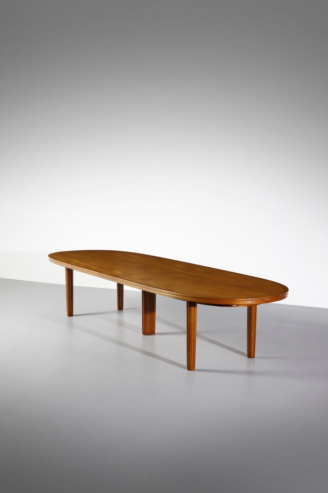 MALMSTEN CARL (1888 - 1972) 马尔斯滕-卡尔（1888 - 1972）。大桌子。瑞典，1940/1950年代。Cm 400,00 x &hellip;