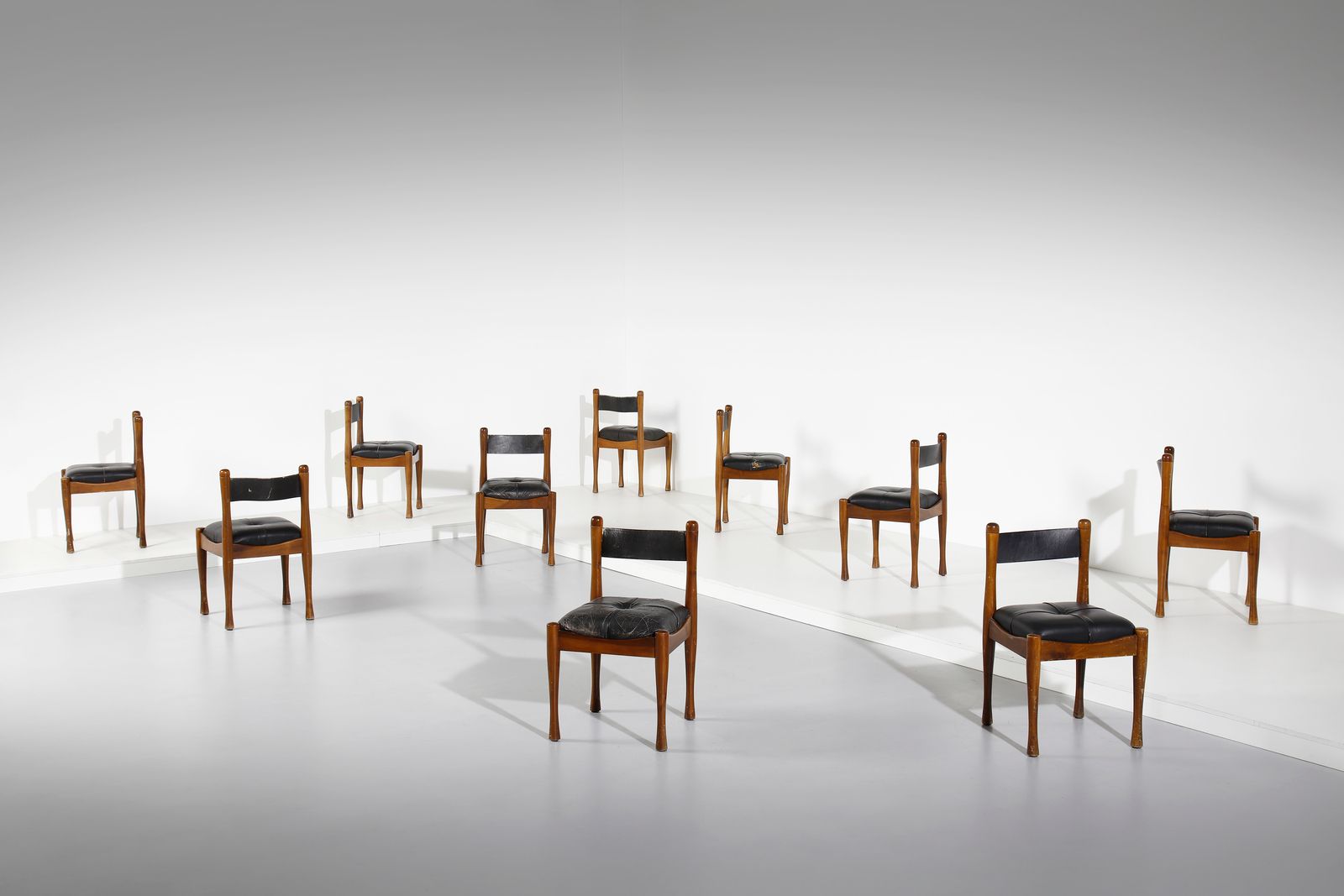 COPPOLA SILVIO (1920 - 1986) COPPOLA SILVIO (1920 - 1986). Ten 620 chairs for Be&hellip;
