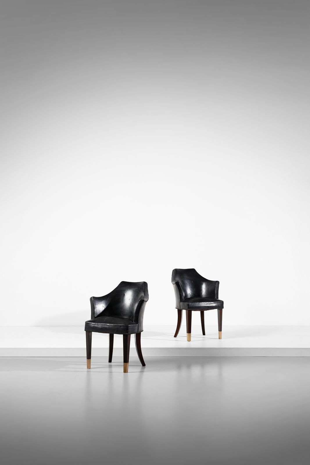 PAUL FRANKL attributed. Pair of armchairs. FRANKL PAUL (1886 - 1962) attributed.&hellip;