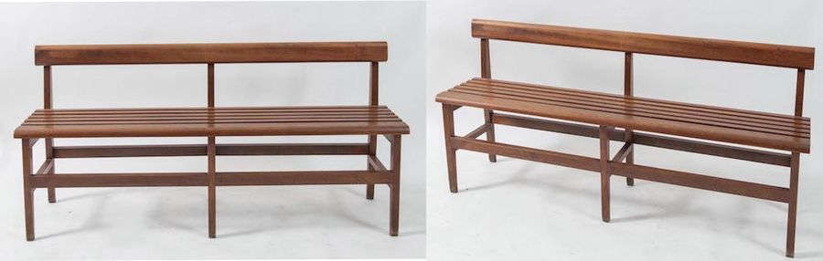 Null Pair of wooden benches. Made in Italy, ca. 1960. Each of cm 70,5x154x34.
