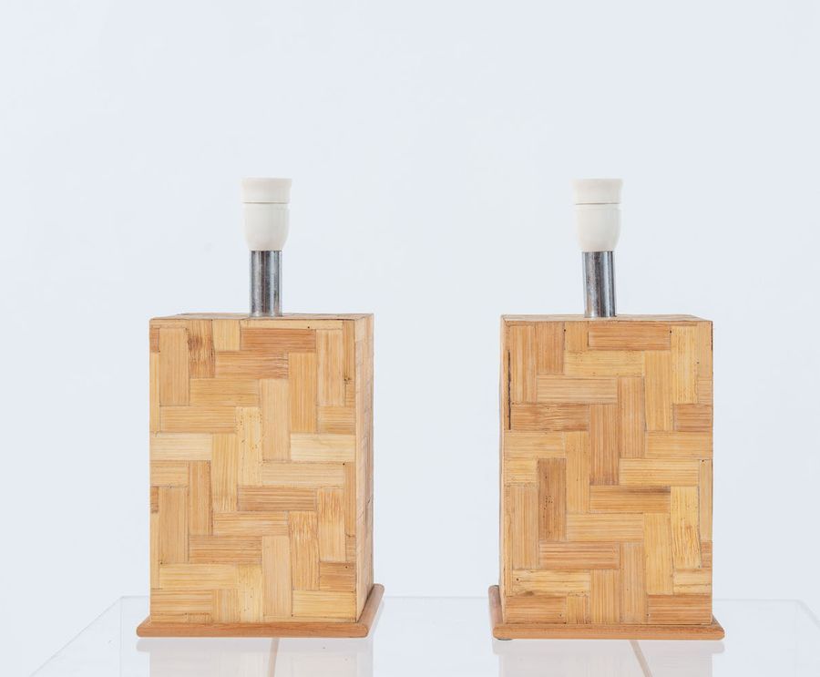 Null Pair of table lamps in pressed bamboo. Made in Italy, 1970 ca. Each cm 34x1&hellip;