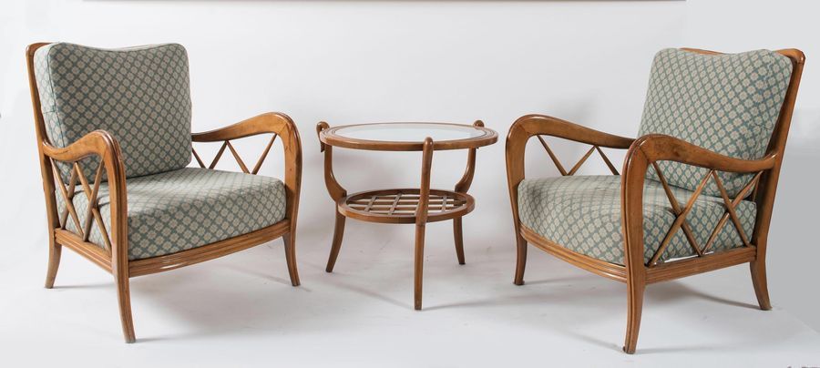 Null PAOLO BUFFA, attr. Pareja de sillones en madera y tela tapizada. Fabricado &hellip;