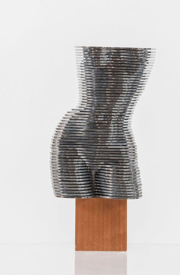 Null OTTO MONESTIER (Milán 1918 - Induno Olona 1997). "Eva", 1977. Escultura din&hellip;
