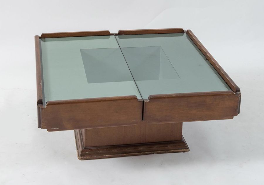 Null Wooden coffee table with two glass shelves that can be opened. Made in Ital&hellip;