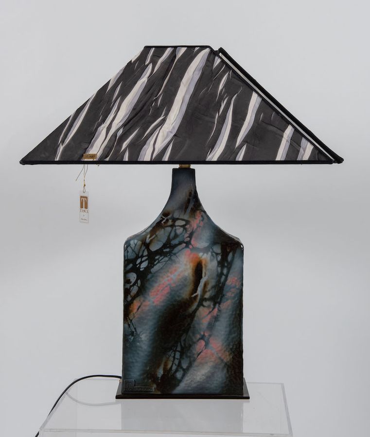 Null TASCA Table lamp in painted ceramic and brass frame with fabric lampshade; &hellip;