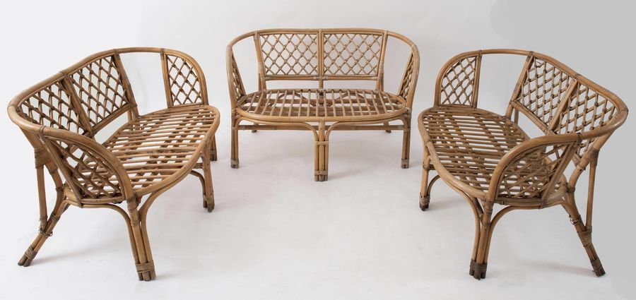 Null Three two-seater sofas in wicker and bamboo. Made in Italy, c. 1970. Cm 68x&hellip;