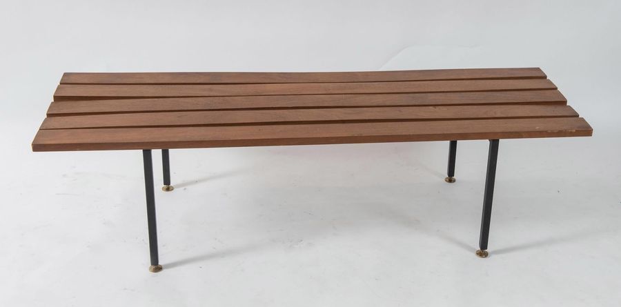 Null Bench in metal and wood. Made in Italy, c. 1960. Cm 38x139,5x44. (Slight de&hellip;