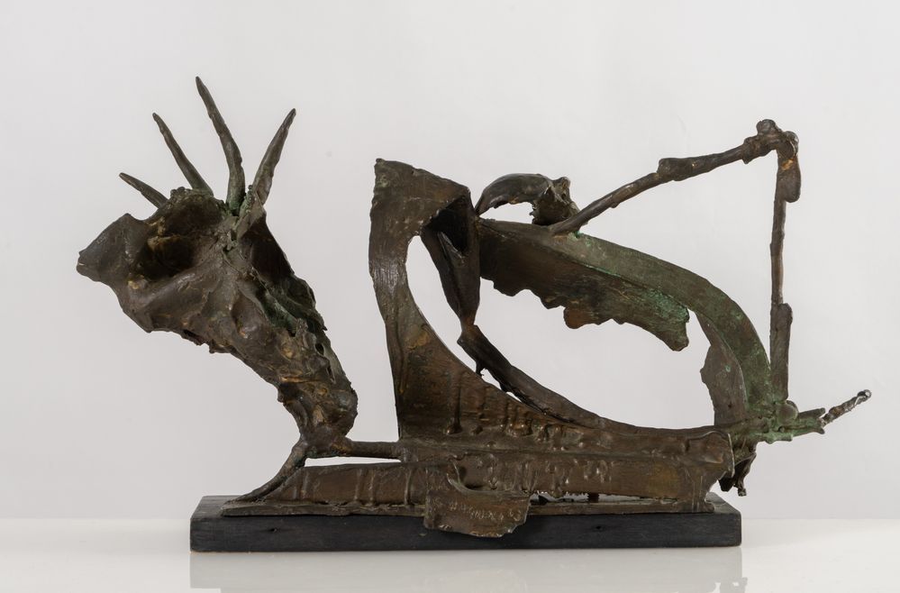 Null GIORGIO BAGNOLI (Volterra 1925) "Untitled," 1963. Bronze sculpture on woode&hellip;