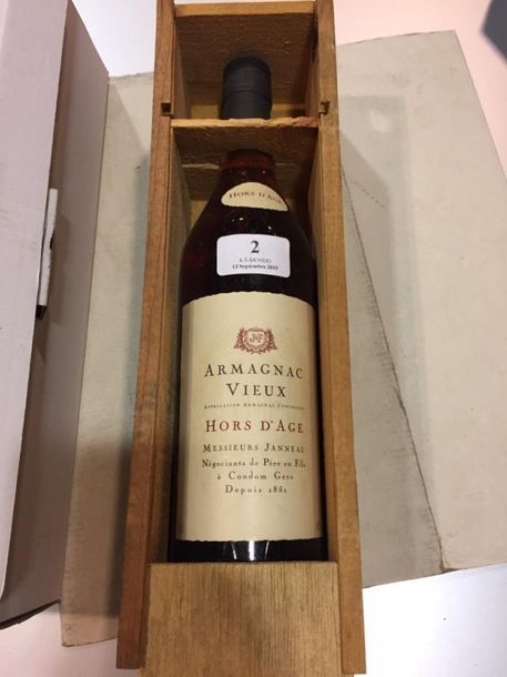 Null 1 bouteille d' Armagnac Vieux Hors d'age - Janneau