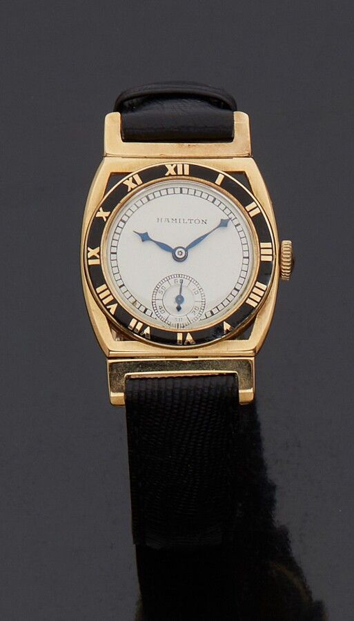 Null HAMILTON

Montre bracelet en plaqué or 14k (585) pour le marché américain. &hellip;