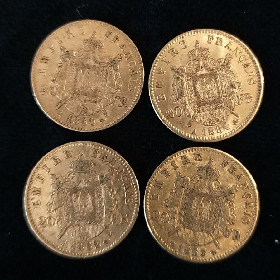 Null 法国 - 4枚20法郎金币拿破仑三世（1862, 1863, 1864）。



重量：25.60克。