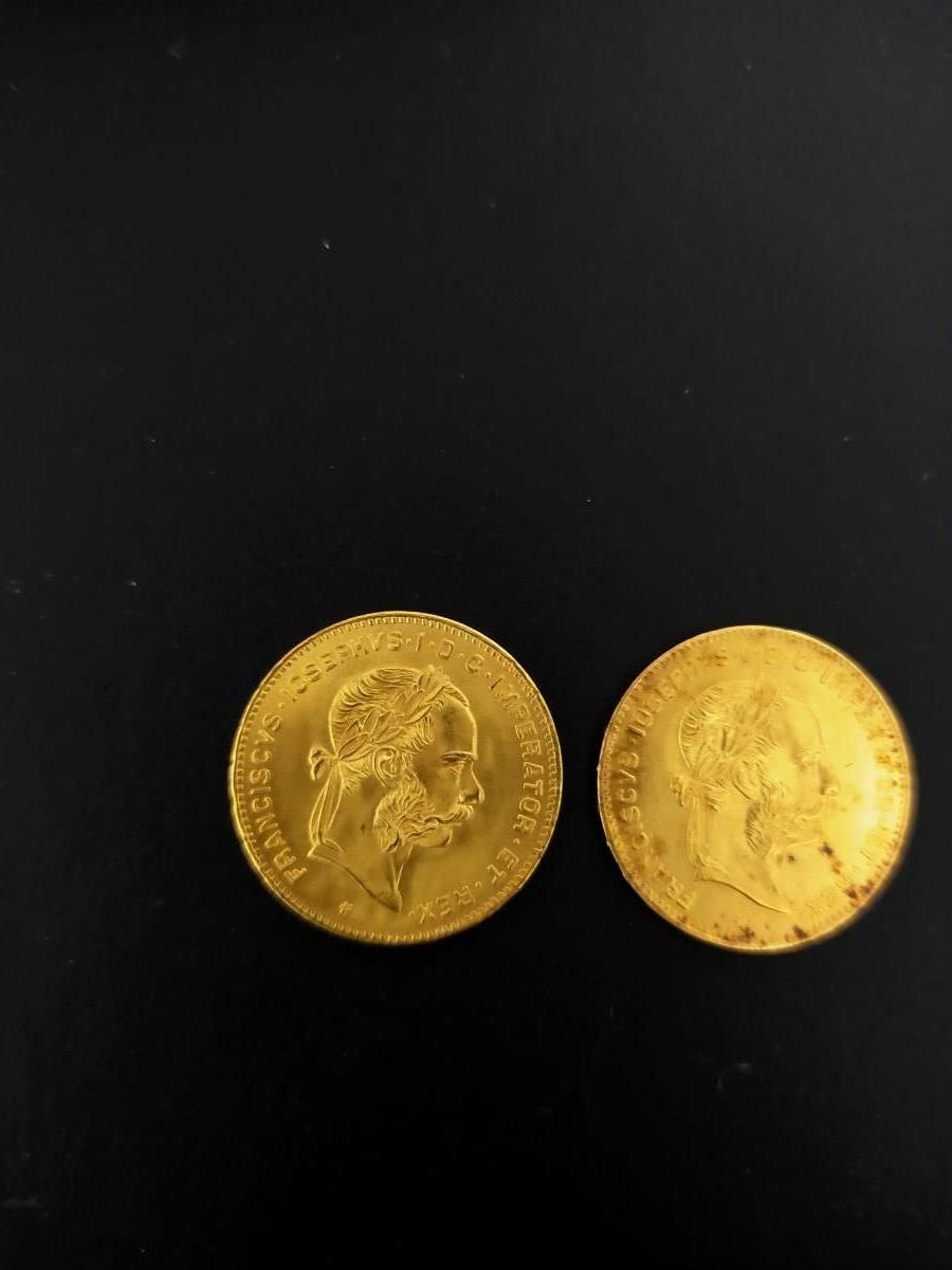 Null Dos monedas de cuatro florines de oro austriacos de 1892

Desgastado, frota&hellip;