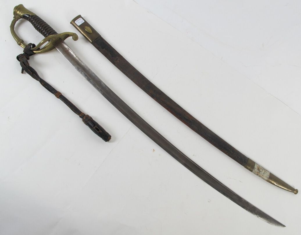 Null Sabre d'officier d'infanterie modèle 1821.

Monture en laiton, garde à une &hellip;