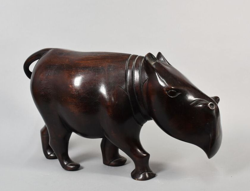 Null AFRIQUE

XXe siècle

Hippopotame

Bois

Haut. : 28 cm