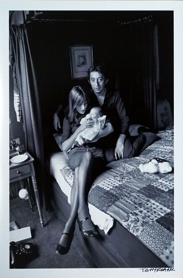 Null Serge Gainsbourg ,Jane und Charlotte 1971
Abzug auf Silberfotopapier, Forma&hellip;