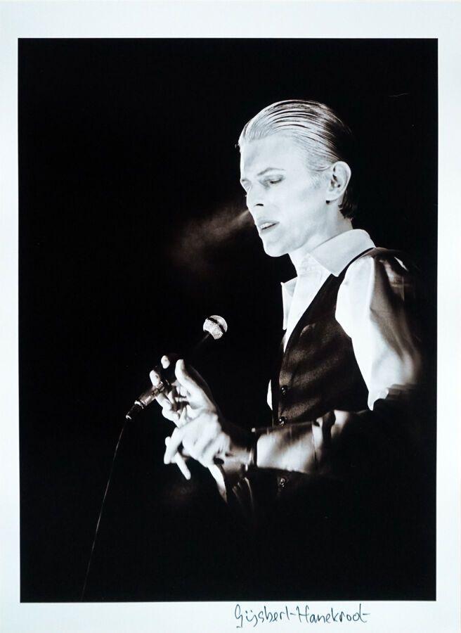 Null David Bowie, Rotterdam, 1976
Tirage sur papier FUJIFILM , format 30 x 22 cm&hellip;