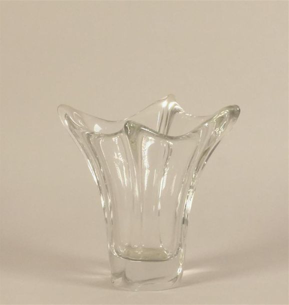 Null DAUM France
Vase, signé.
Haut. : 20,5 cm