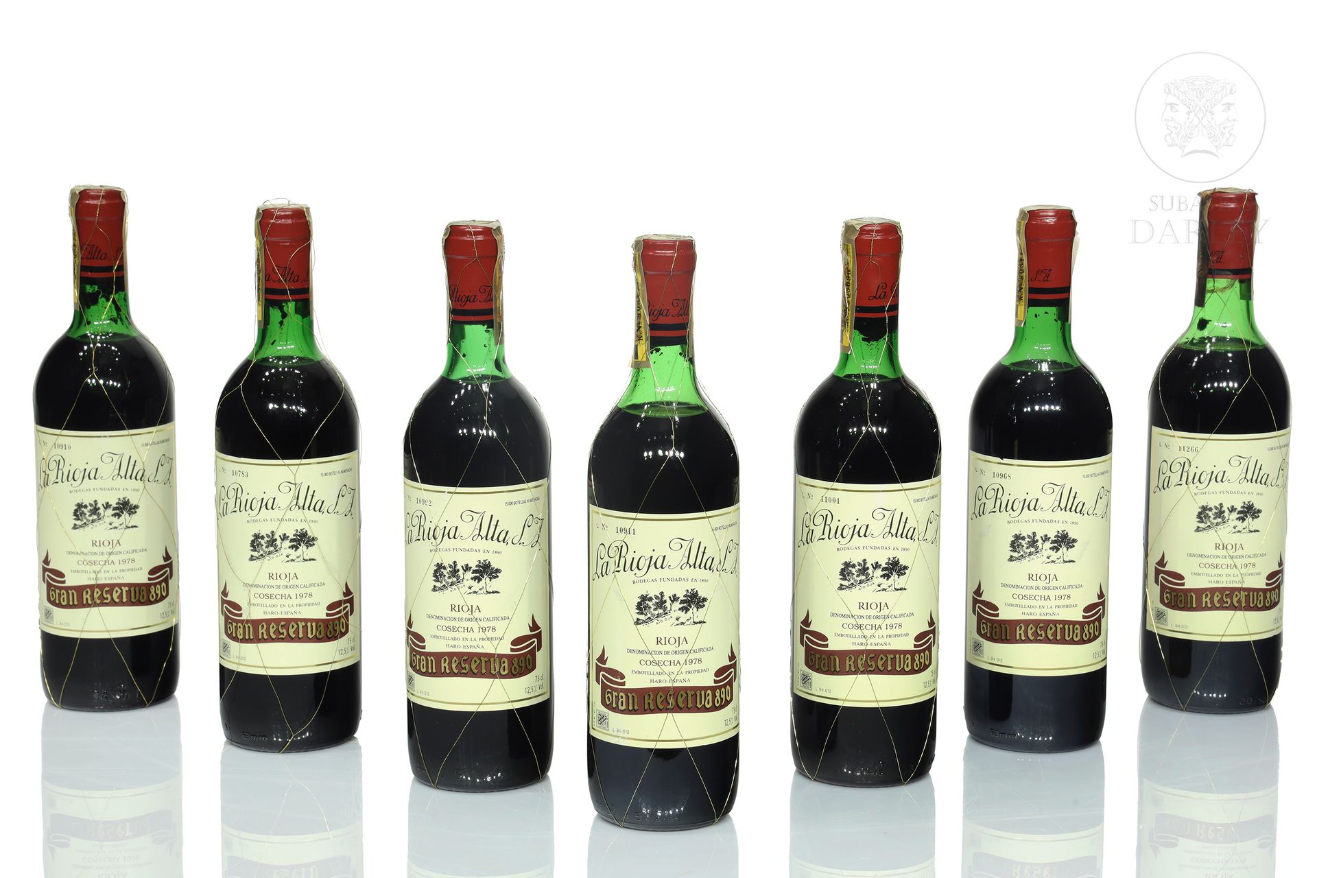 Conjunto de siete botellas vino de Rioja, cosecha 1978 
Lot de (7) sept bouteill&hellip;