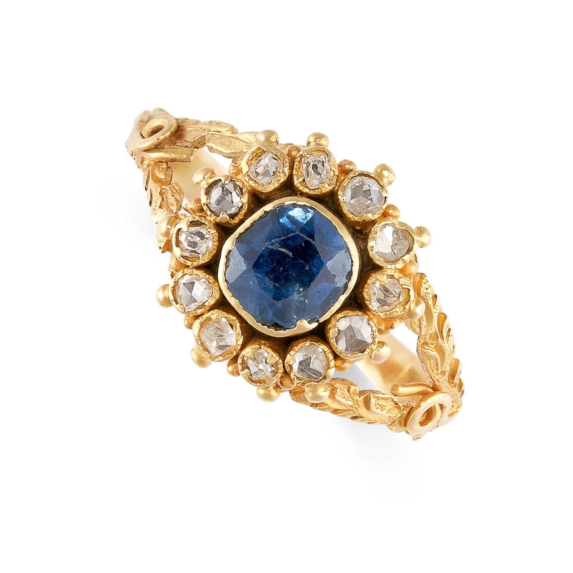Null 无保留 - ANTIQUE SAPPHIRE AND DIAMOND RING, 19TH CENTURY 黄金，镶有枕形切割的蓝色蓝宝石和老式切割的&hellip;