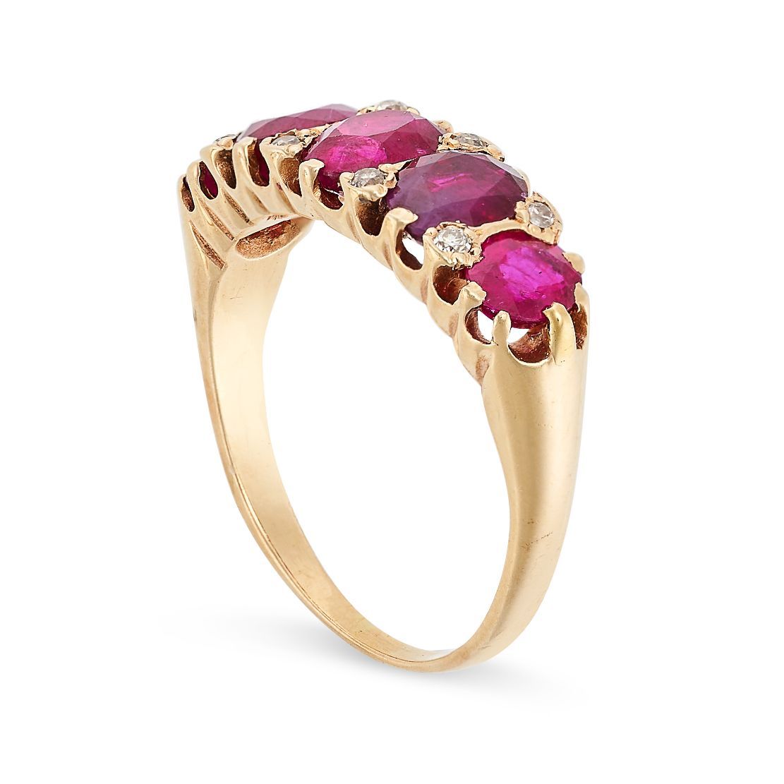 Null A RUBY AND DIAMOND RING in yellow gold, set with five graduated oval cut ru&hellip;