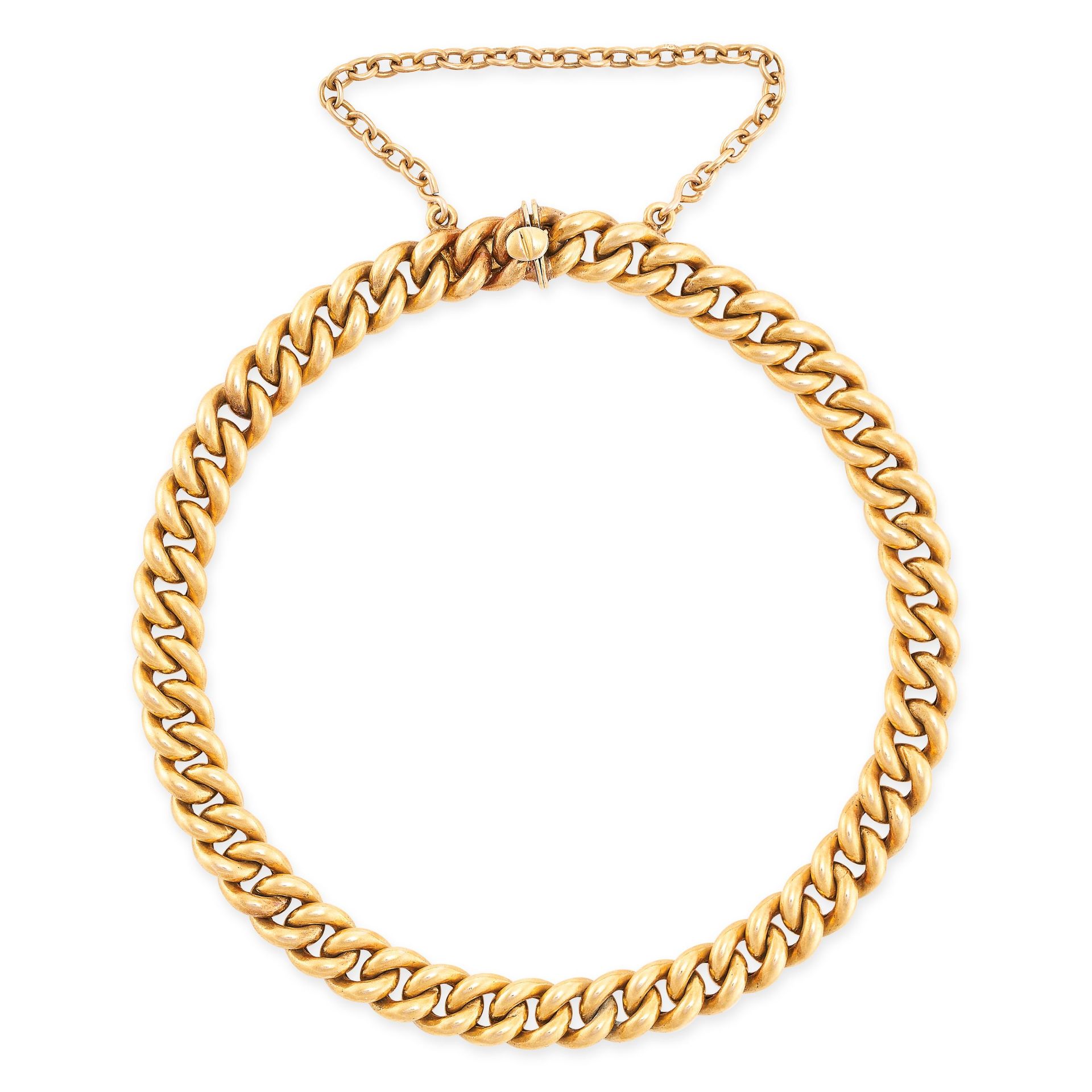 Null AN ANTIQUE GOLD CURB LINK CHAIN BRACELET in yellow gold, formed of a series&hellip;