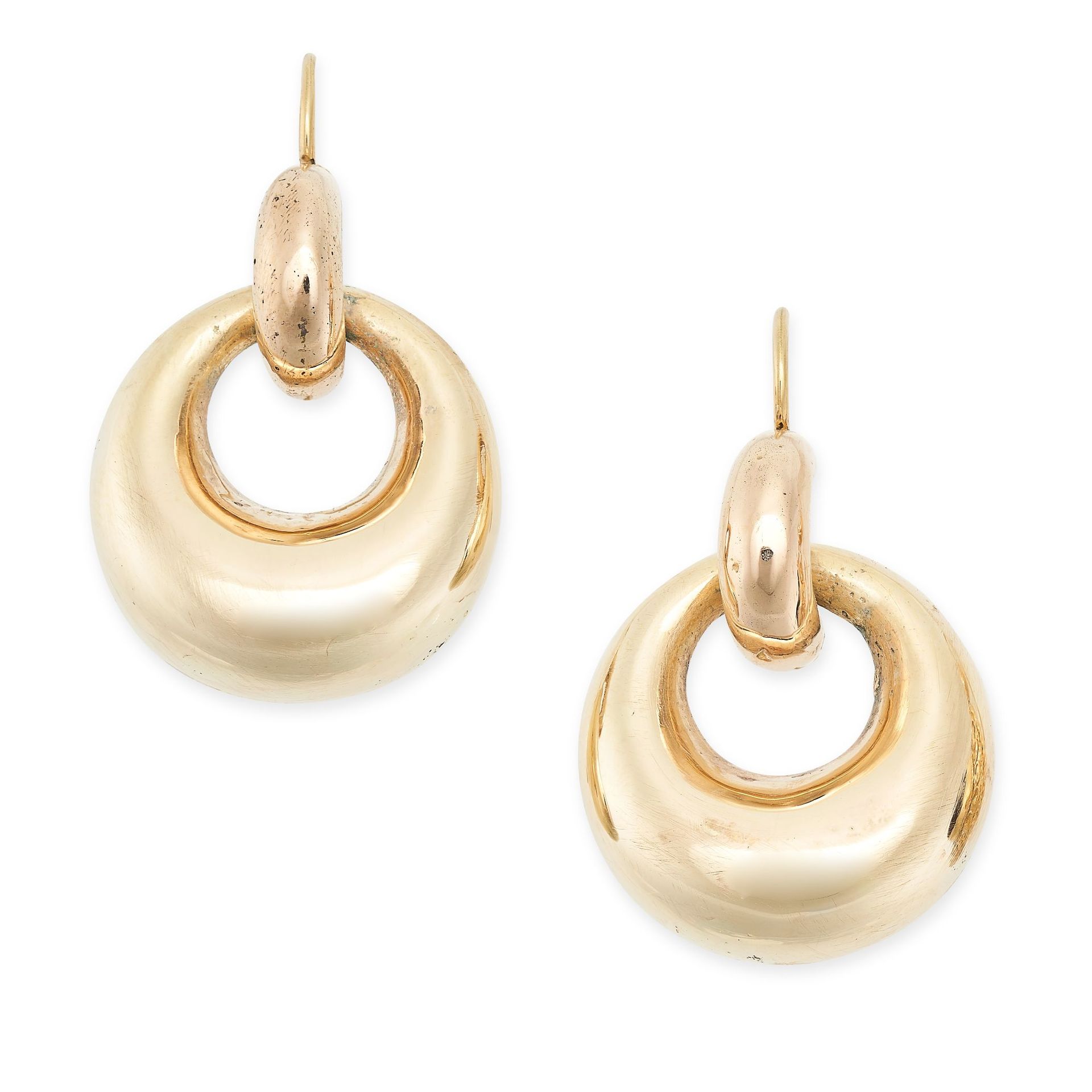 Null A PAIR OF ANTIQUE GOLD DROP EARRINGS in yellow gold, comprising a gold hoop&hellip;