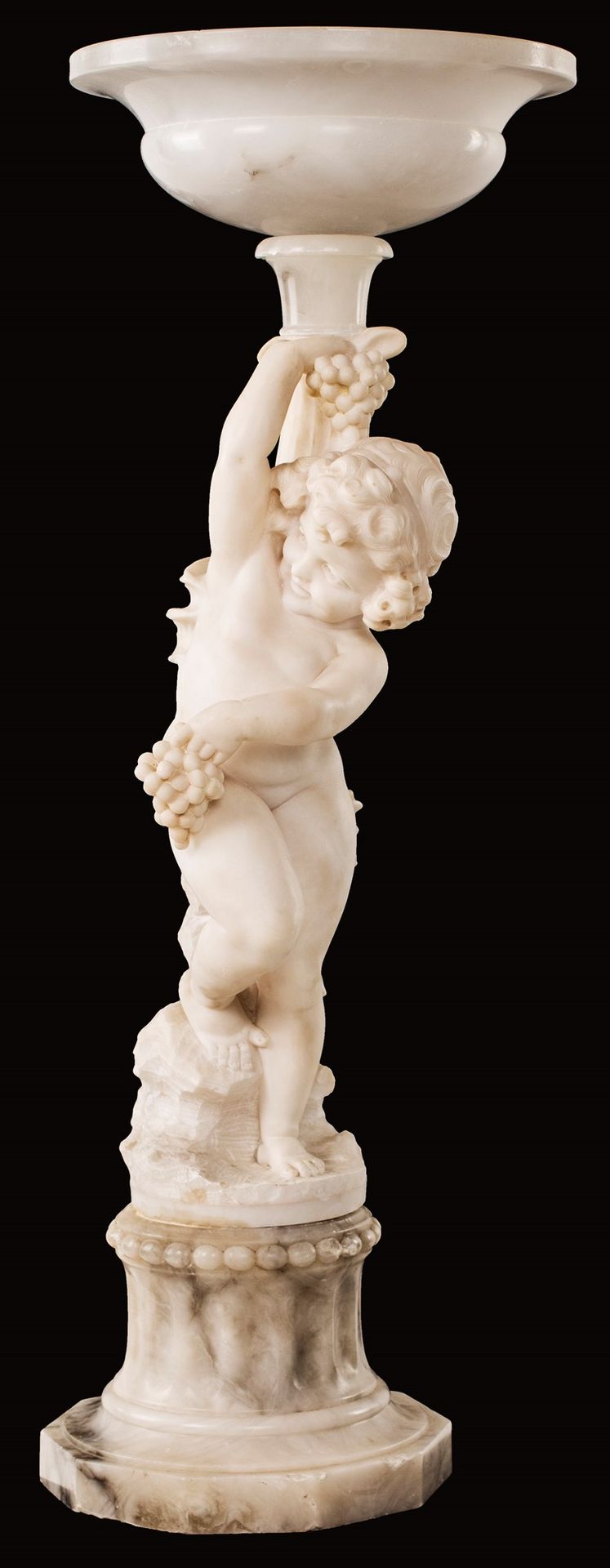 Alabaster lamp / sculpture, early 20th century 带一串葡萄的普特图；十边形底座；乳白色玻璃平顶镜头罩