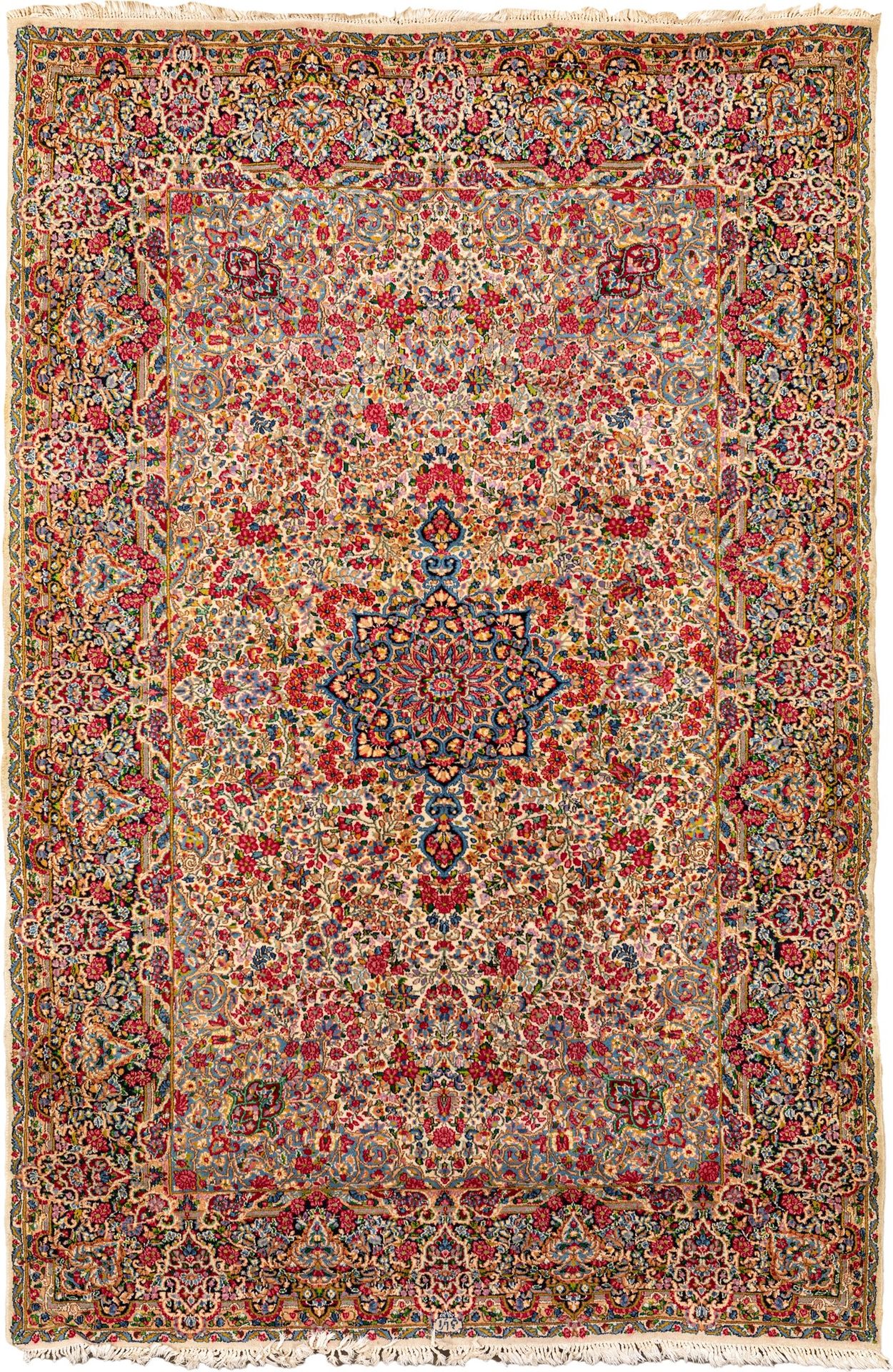 Kirman Persian rug with dense floral pattern cm 270x182